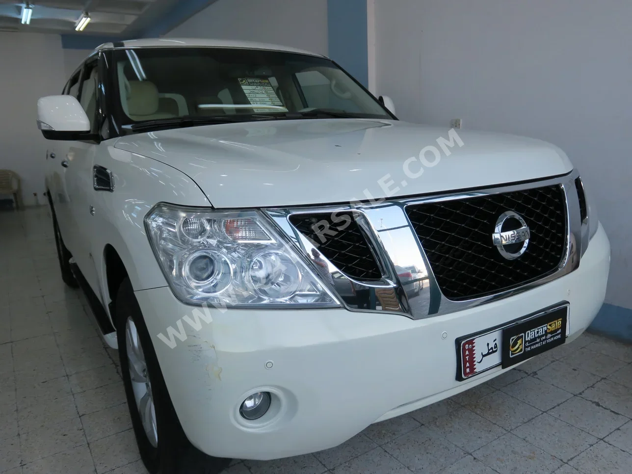 Nissan  Patrol  SE  2013  Automatic  260,000 Km  8 Cylinder  Four Wheel Drive (4WD)  SUV  White