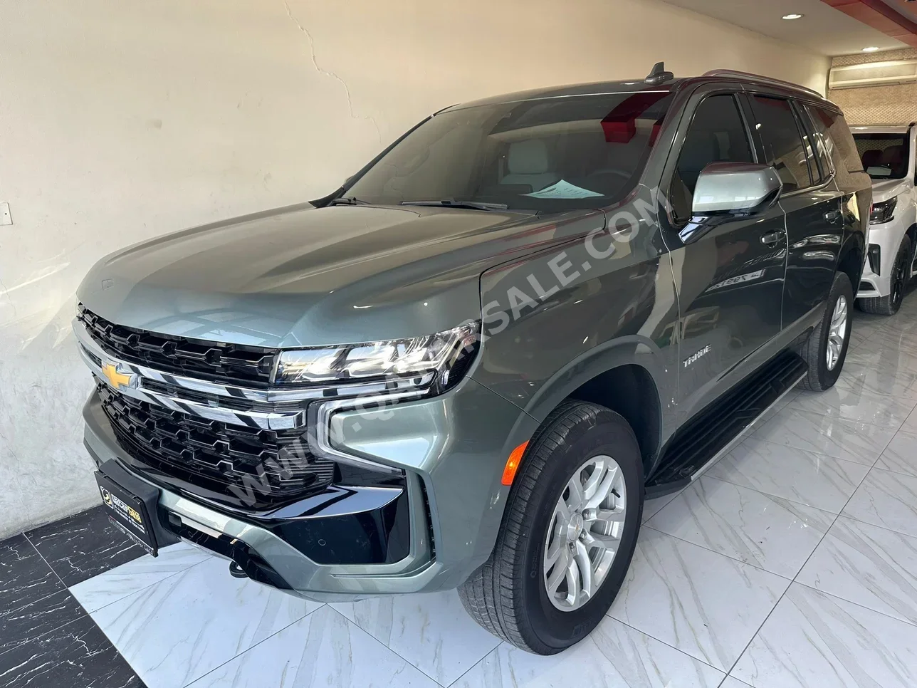 Chevrolet  Tahoe  2023  Automatic  3,000 Km  8 Cylinder  Four Wheel Drive (4WD)  SUV  Gray  With Warranty