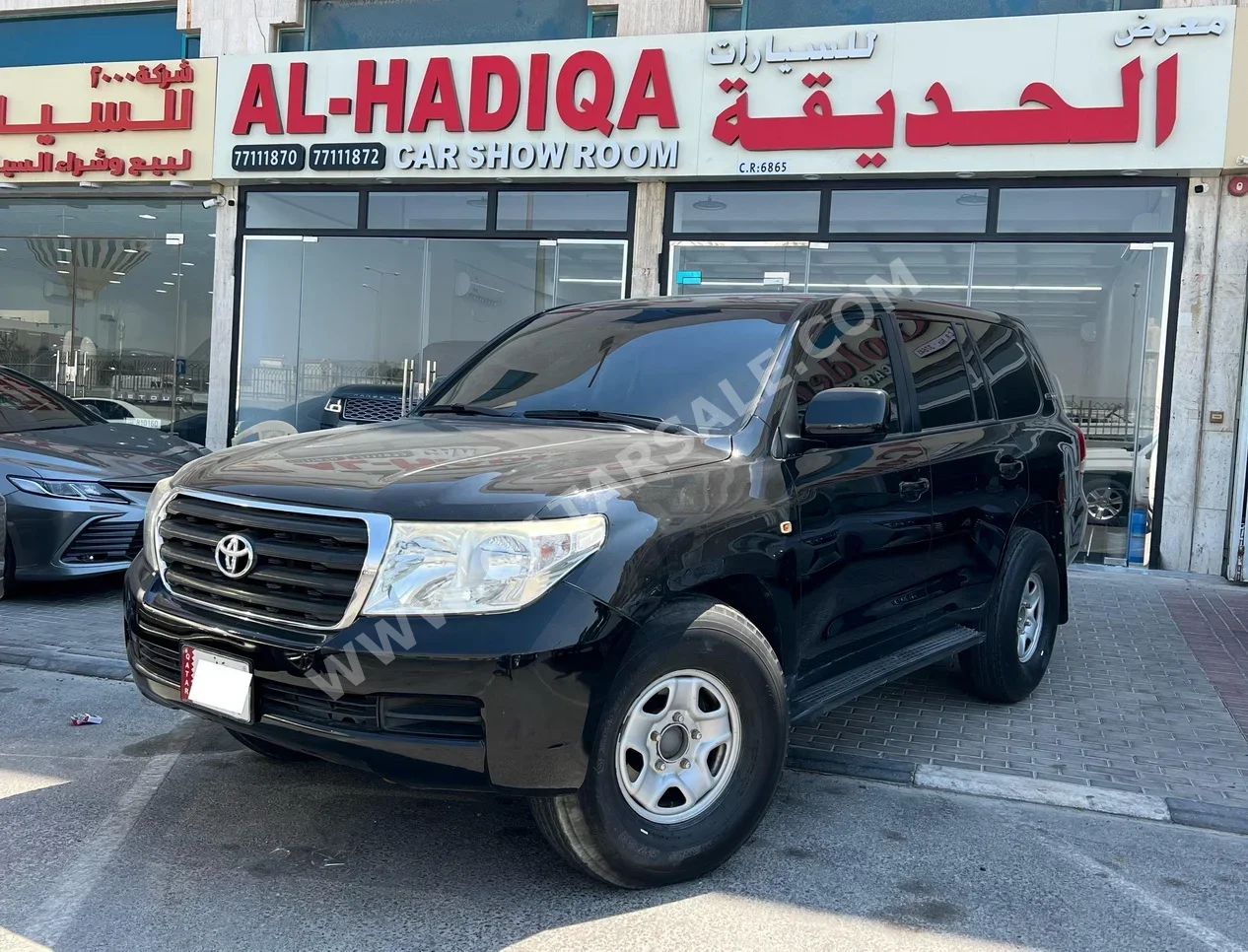 Toyota  Land Cruiser  G  2011  Automatic  293,000 Km  6 Cylinder  Four Wheel Drive (4WD)  SUV  Black