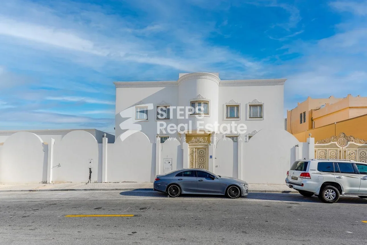 Family Residential  - Not Furnished  - Al Rayyan  - Al Mearad  - 10 Bedrooms