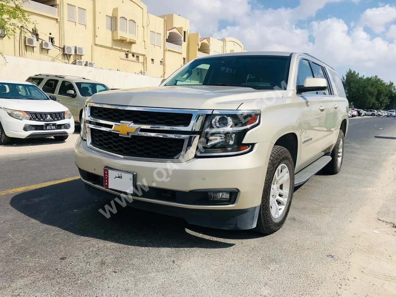 Chevrolet  Suburban  LS  2016  Automatic  183,000 Km  8 Cylinder  Four Wheel Drive (4WD)  SUV  Light Gold