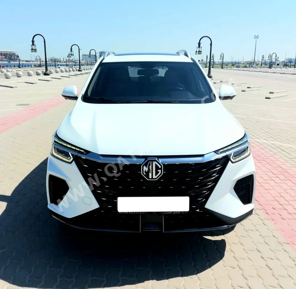 MG  RX5  Turbo  2023  Automatic  43٬000 Km  4 Cylinder  All Wheel Drive (AWD)  SUV  White  With Warranty