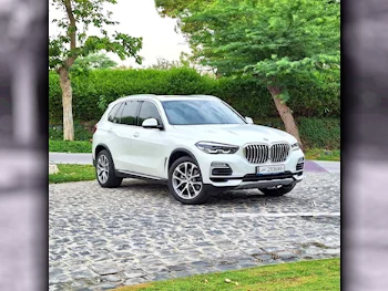 BMW  X-Series  X5 40i  2019  Automatic  66,000 Km  6 Cylinder  All Wheel Drive (AWD)  SUV  Pearl