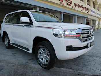 Toyota  Land Cruiser  GXR  2020  Automatic  71٬000 Km  6 Cylinder  Four Wheel Drive (4WD)  SUV  White