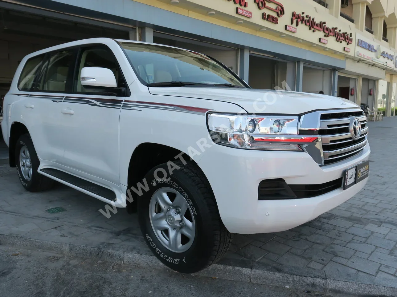 Toyota  Land Cruiser  GXR  2020  Automatic  71٬000 Km  6 Cylinder  Four Wheel Drive (4WD)  SUV  White