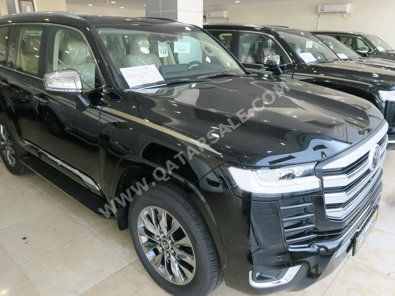  Toyota  Land Cruiser  VXR Twin Turbo  2024  Automatic  0 Km  6 Cylinder  Four Wheel Drive (4WD)  SUV  Black  With Warranty