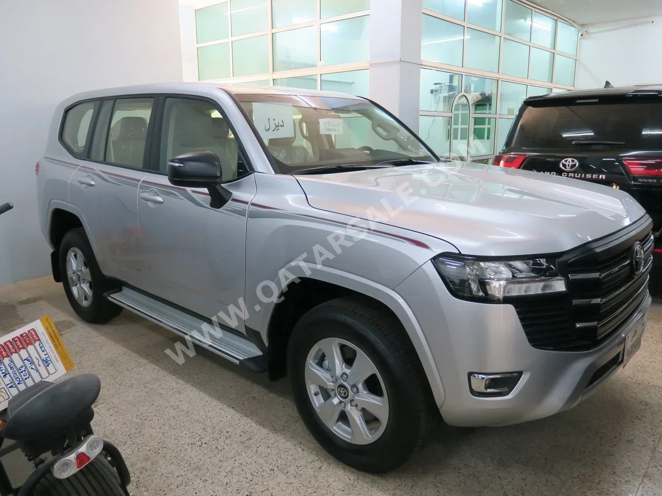 Toyota  Land Cruiser  GXR Twin Turbo  2024  Automatic  0 Km  6 Cylinder  Four Wheel Drive (4WD)  SUV  Silver  With Warranty