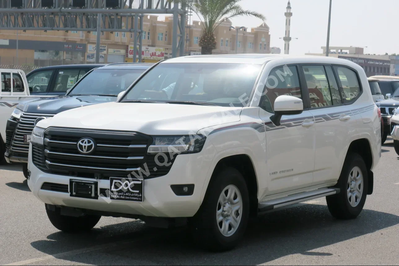 Toyota  Land Cruiser  GXR  2023  Automatic  0 Km  6 Cylinder  Four Wheel Drive (4WD)  SUV  White  With Warranty