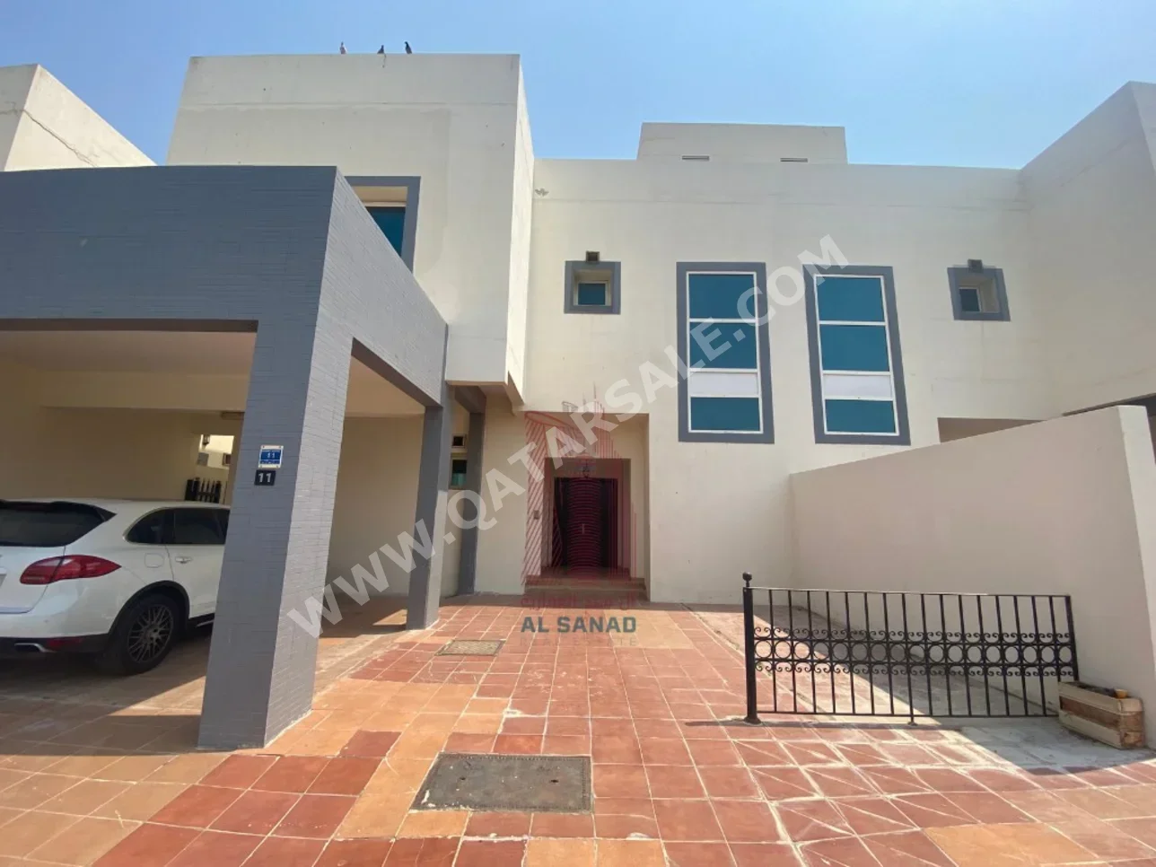 Family Residential  - Semi Furnished  - Doha  - Fereej Al Nasr  - 3 Bedrooms