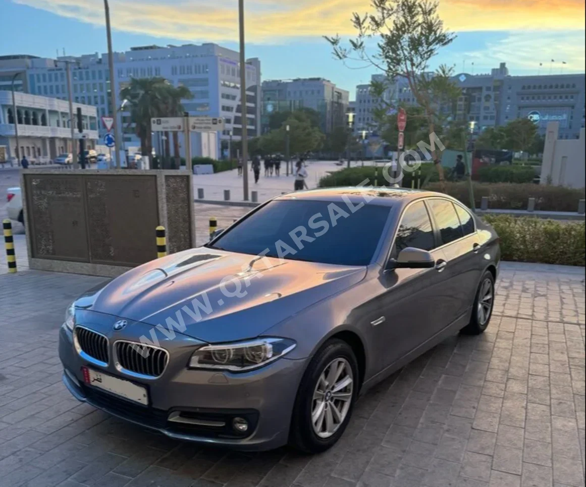 BMW  5-Series  520i  2014  Automatic  144,000 Km  4 Cylinder  Rear Wheel Drive (RWD)  Sedan  Gray