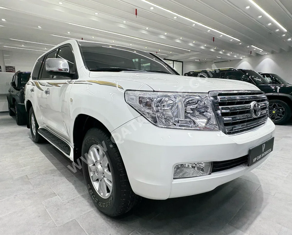 Toyota  Land Cruiser  GXR  2008  Automatic  406٬000 Km  6 Cylinder  Four Wheel Drive (4WD)  Sedan  White