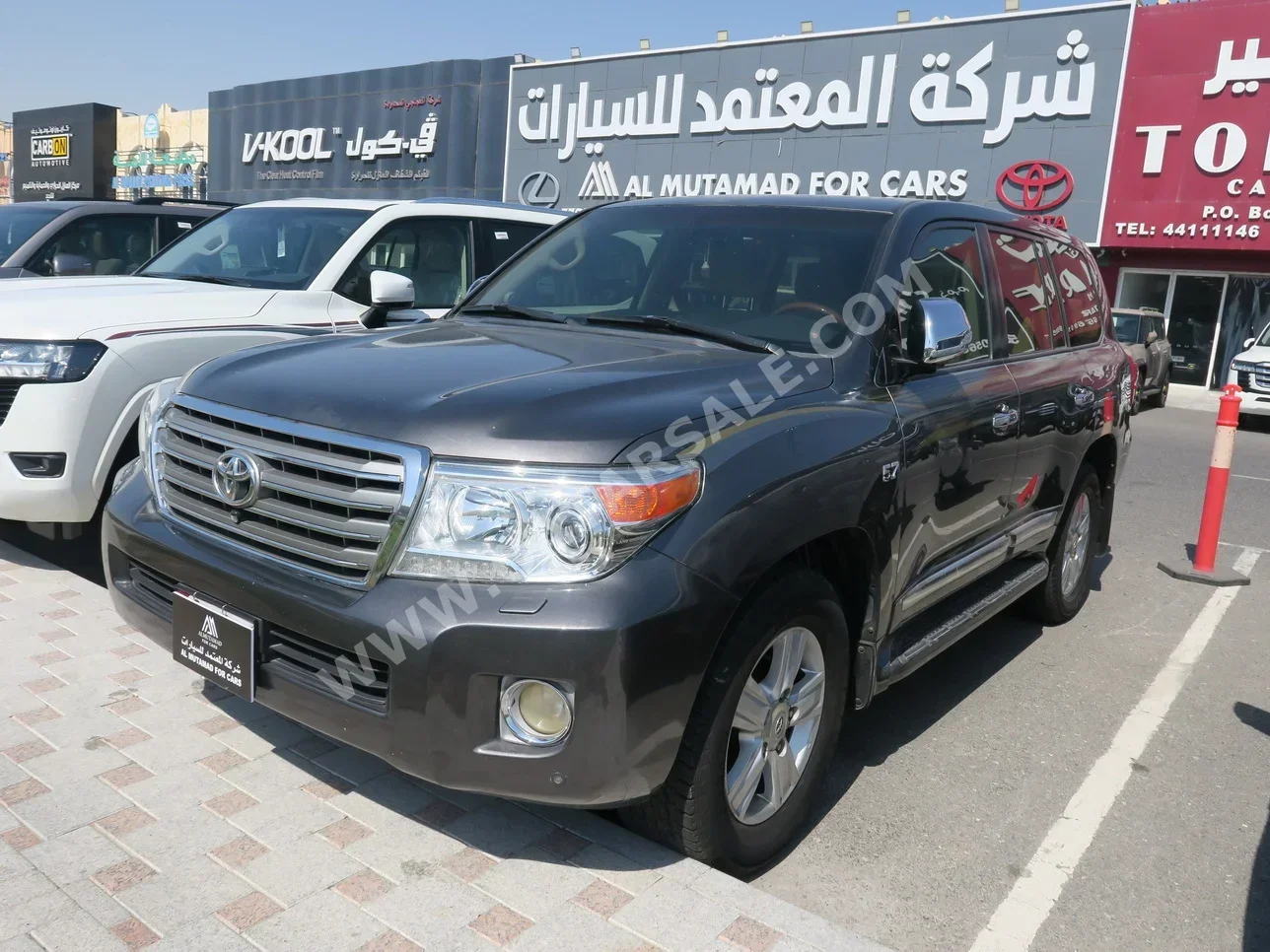 Toyota  Land Cruiser  VXR  2015  Automatic  258٬000 Km  8 Cylinder  Four Wheel Drive (4WD)  SUV  Gray