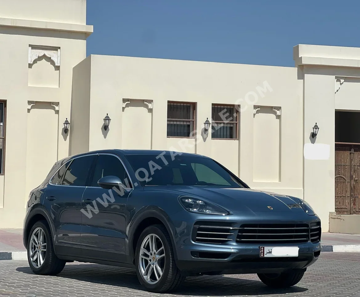 Porsche  Cayenne  2019  Automatic  85,000 Km  6 Cylinder  Four Wheel Drive (4WD)  SUV  Blue