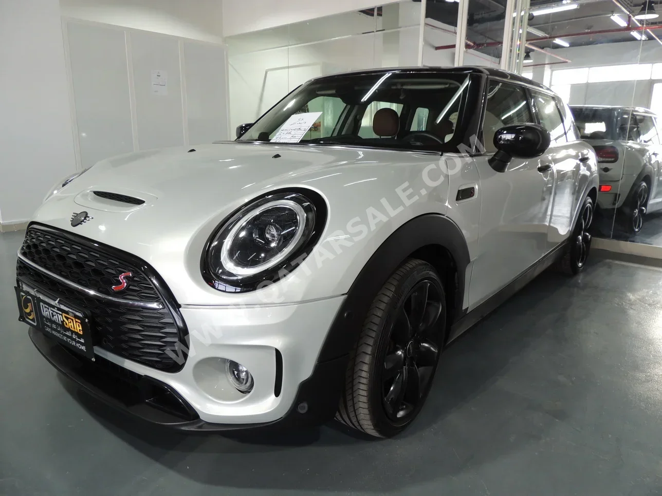 Mini  Cooper  Clubman S  2022  Automatic  43,000 Km  4 Cylinder  Front Wheel Drive (FWD)  Hatchback  White