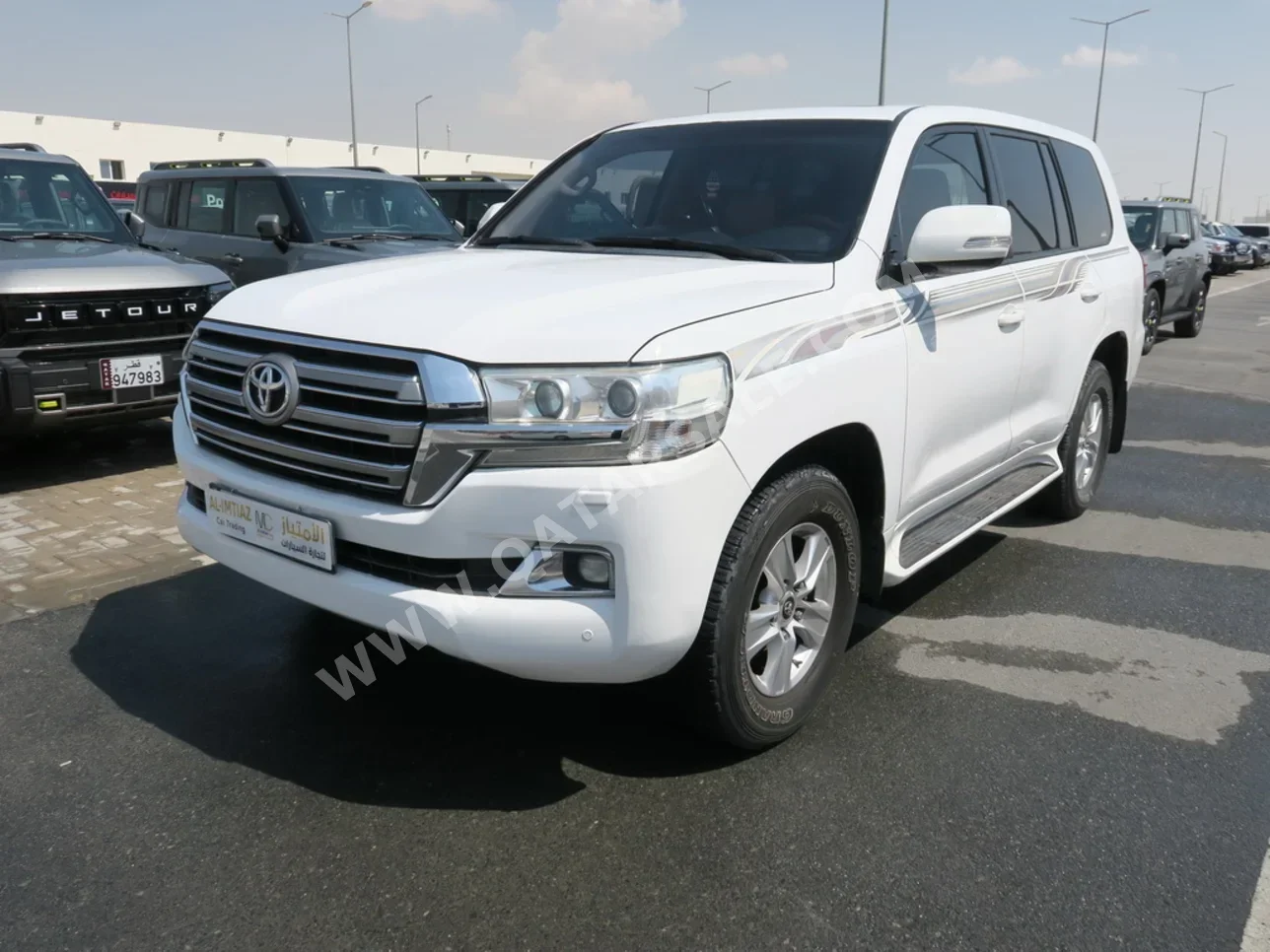 Toyota  Land Cruiser  GXR  2017  Automatic  238,000 Km  6 Cylinder  Four Wheel Drive (4WD)  SUV  White