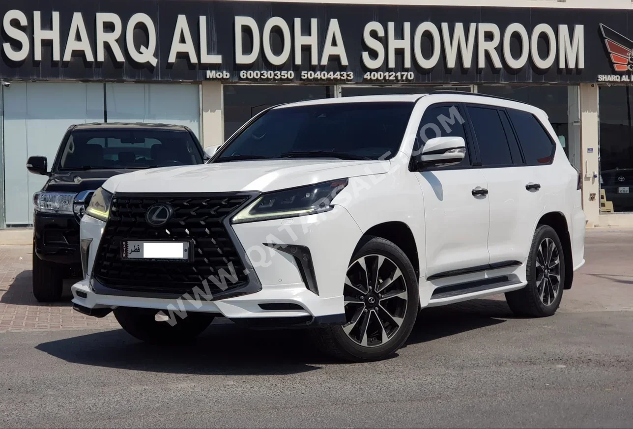 Lexus  LX  570 S Black Edition  2019  Automatic  170,000 Km  8 Cylinder  Four Wheel Drive (4WD)  SUV  White