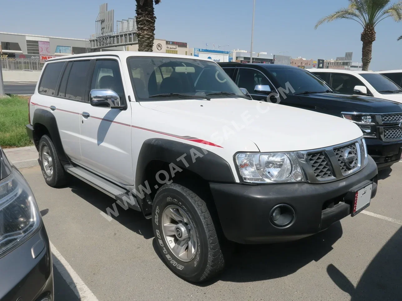 Nissan  Patrol  Safari  2019  Automatic  50,000 Km  6 Cylinder  Four Wheel Drive (4WD)  SUV  White