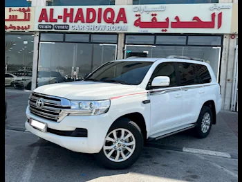 Toyota  Land Cruiser  GXR  2021  Automatic  53,000 Km  6 Cylinder  Four Wheel Drive (4WD)  SUV  White