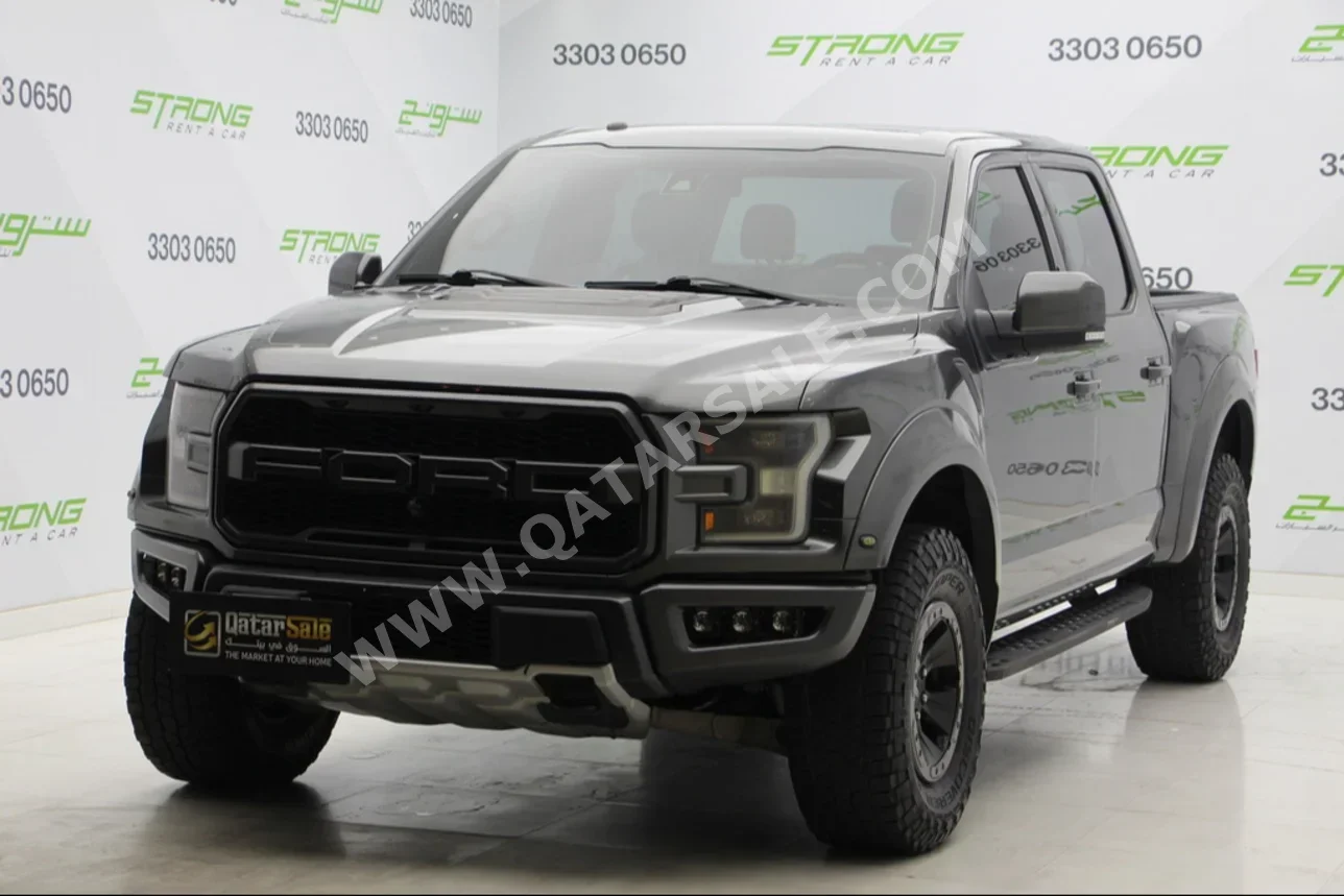 Ford  Raptor  2017  Automatic  199,000 Km  6 Cylinder  Four Wheel Drive (4WD)  Pick Up  Gray