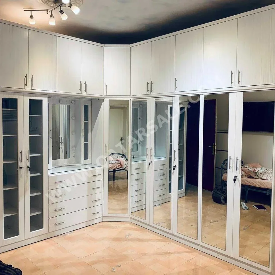 Wardrobes & Dressers Doha Furniture White Qatar 2022 Normal Door 3
