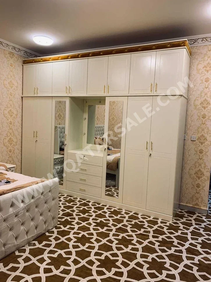 Wardrobes & Dressers Doha Furniture White Qatar 2022 Normal Door 3