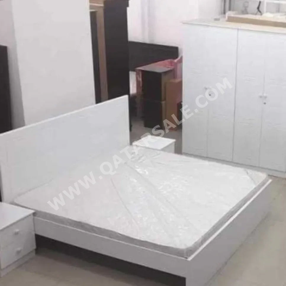 Bedroom Sets King White Wood Industrial 2022 4 Pieces Set Qatar Design Qatar Low Profile
