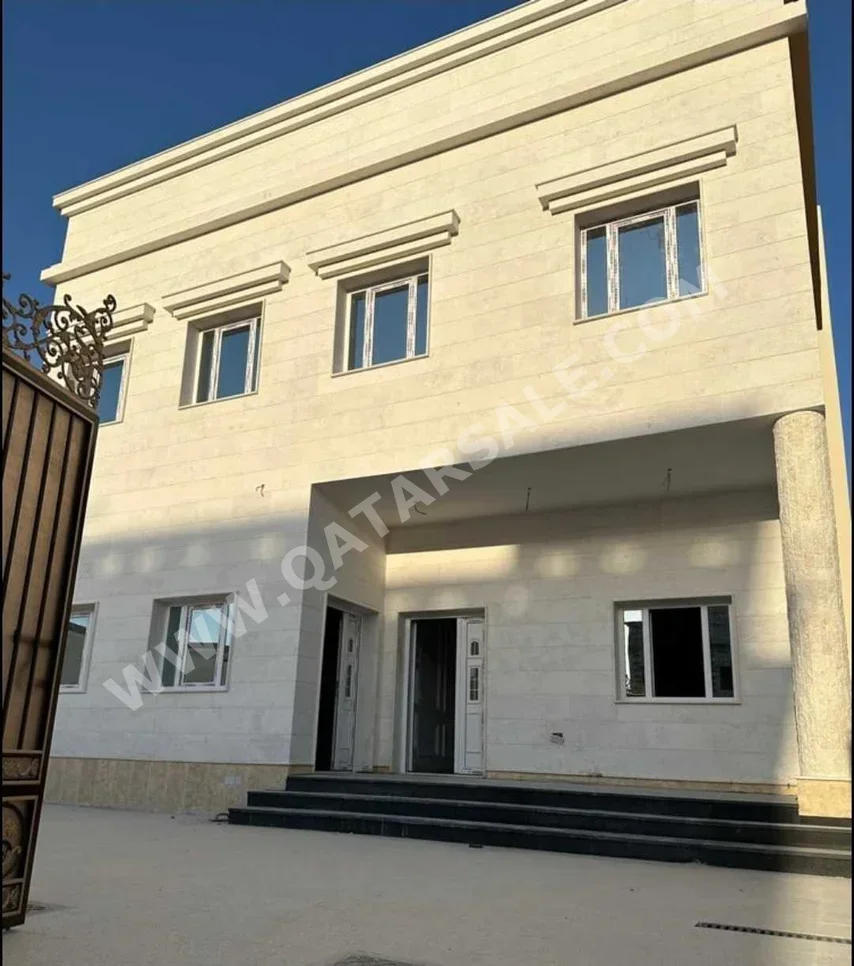 Family Residential  - Not Furnished  - Al Daayen  - Umm Qarn  - 7 Bedrooms