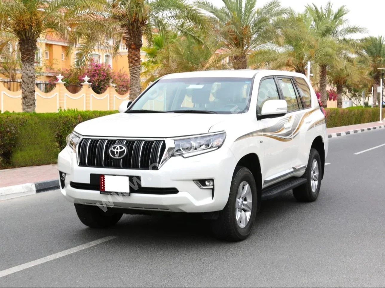 Toyota  Prado  6 Cylinder  SUV 4x4  White  2023