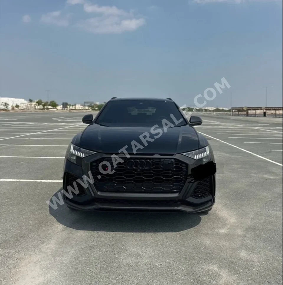 Audi  RSQ8  2023  Automatic  30,000 Km  8 Cylinder  All Wheel Drive (AWD)  SUV  Black  With Warranty