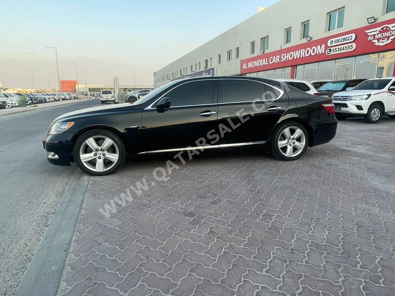 Lexus  LS  460 L  2009  Automatic  94,000 Km  8 Cylinder  Rear Wheel Drive (RWD)  Sedan  Black