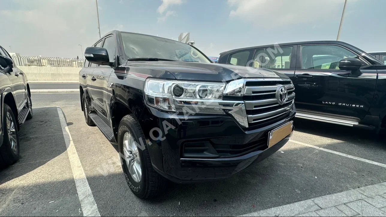  Toyota  Land Cruiser  GXR  2021  Automatic  89,000 Km  6 Cylinder  Four Wheel Drive (4WD)  SUV  Black  With Warranty