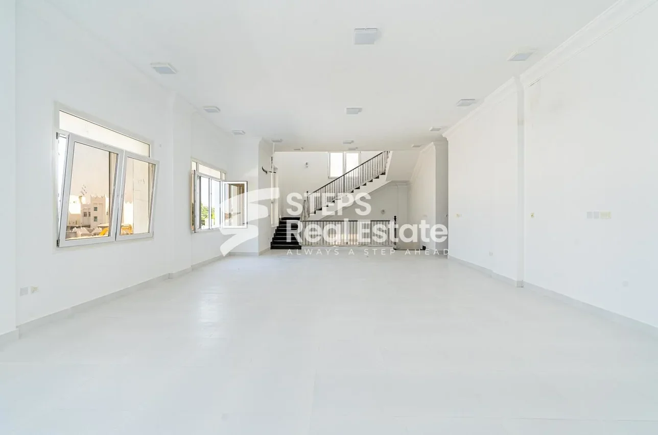 Family Residential  - Not Furnished  - Doha  - West Bay Lagoon  - 6 Bedrooms