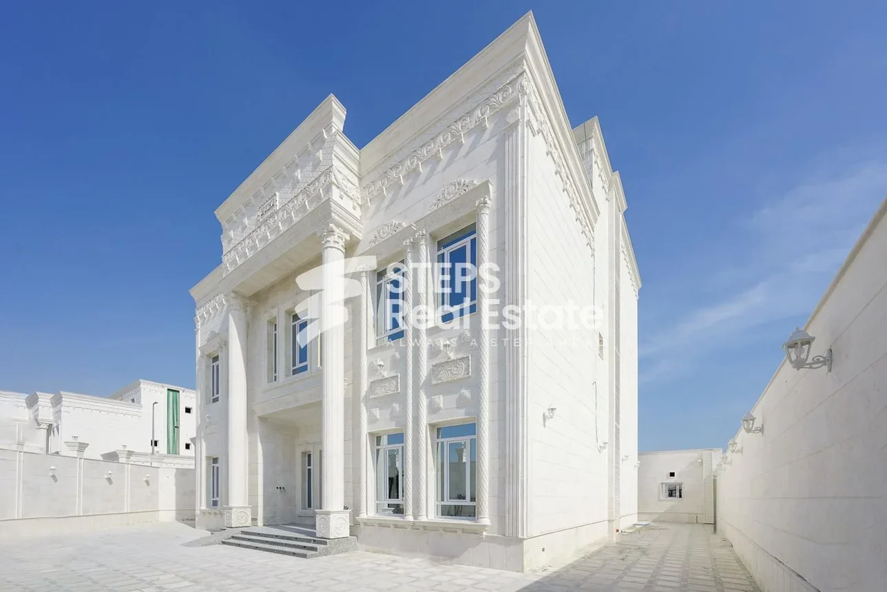 Family Residential  - Not Furnished  - Al Wakrah  - Al Wukair  - 8 Bedrooms