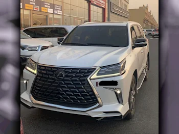 Lexus  LX  570  2018  Automatic  151,000 Km  8 Cylinder  Four Wheel Drive (4WD)  SUV  White