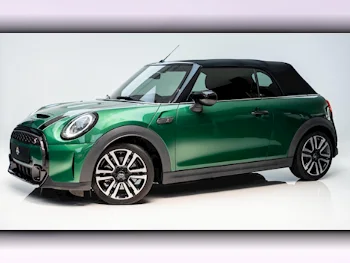 Mini  Cooper  S  2022  Automatic  18٬500 Km  4 Cylinder  Front Wheel Drive (FWD)  Convertible  Green  With Warranty