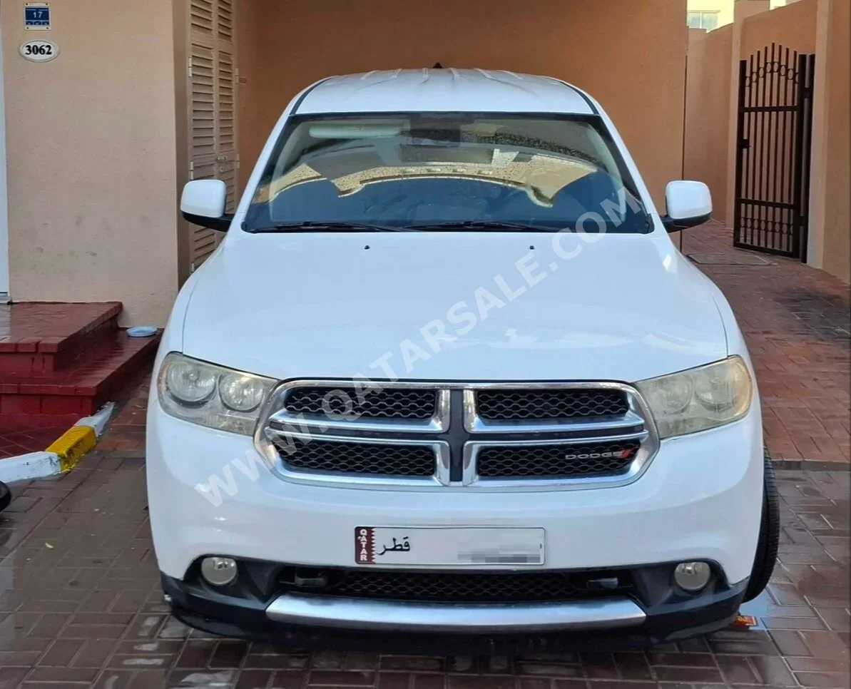 Dodge  Durango  2013  Automatic  222,396 Km  6 Cylinder  All Wheel Drive (AWD)  SUV  White