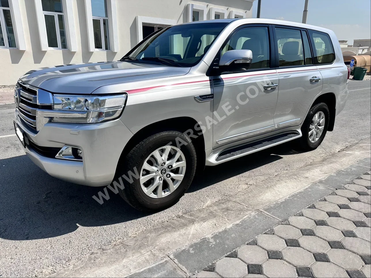  Toyota  Land Cruiser  GXR  2020  Automatic  173,000 Km  8 Cylinder  Four Wheel Drive (4WD)  SUV  Silver  With Warranty