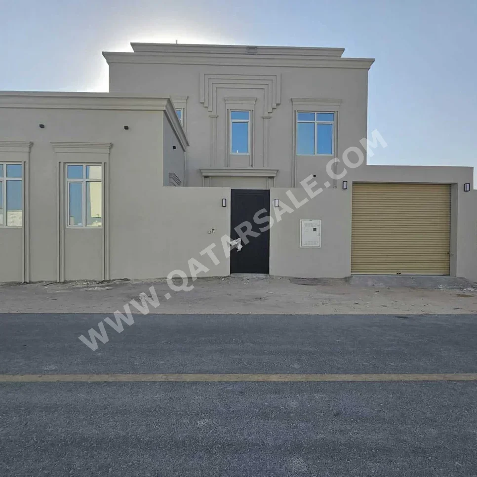 Family Residential  - Not Furnished  - Al Daayen  - Umm Qarn  - 7 Bedrooms