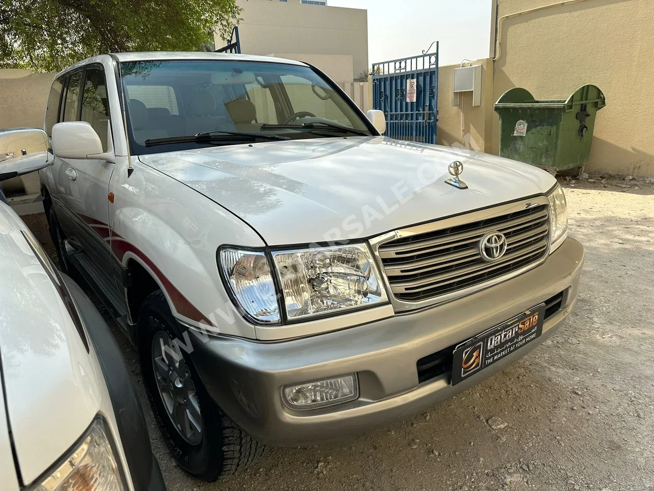 Toyota  Land Cruiser  GX  2003  Automatic  205,000 Km  6 Cylinder  Four Wheel Drive (4WD)  SUV  White