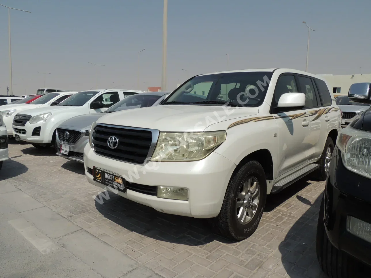 Toyota  Land Cruiser  GX  2009  Automatic  420,000 Km  6 Cylinder  Four Wheel Drive (4WD)  SUV  White