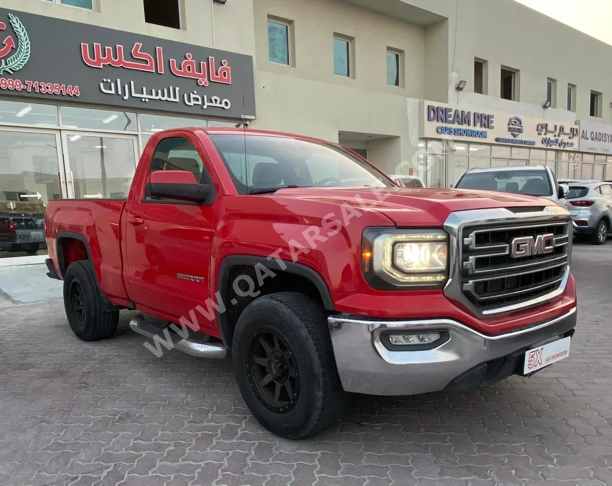  GMC  Sierra  SLE  2016  Automatic  236,000 Km  8 Cylinder  Four Wheel Drive (4WD)  Pick Up  Red  With Warranty