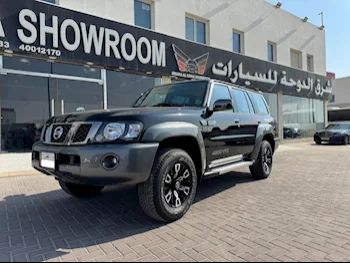 Nissan  Patrol  Super Safari  2024  Manual  3,000 Km  6 Cylinder  Four Wheel Drive (4WD)  SUV  Black  With Warranty