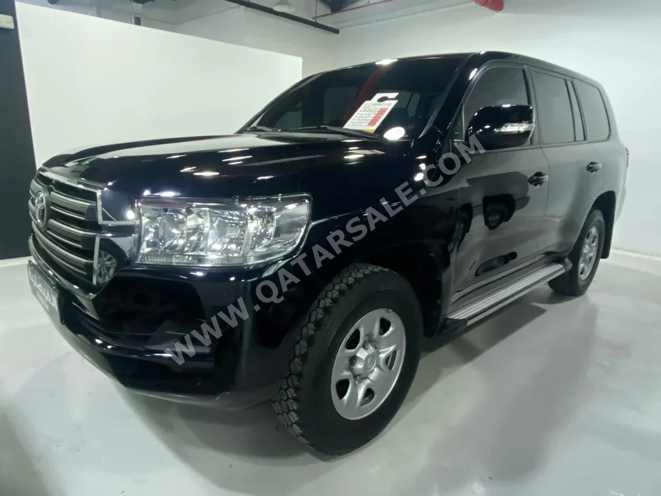 Toyota  Land Cruiser  G  2019  Automatic  258,000 Km  6 Cylinder  Four Wheel Drive (4WD)  SUV  Black