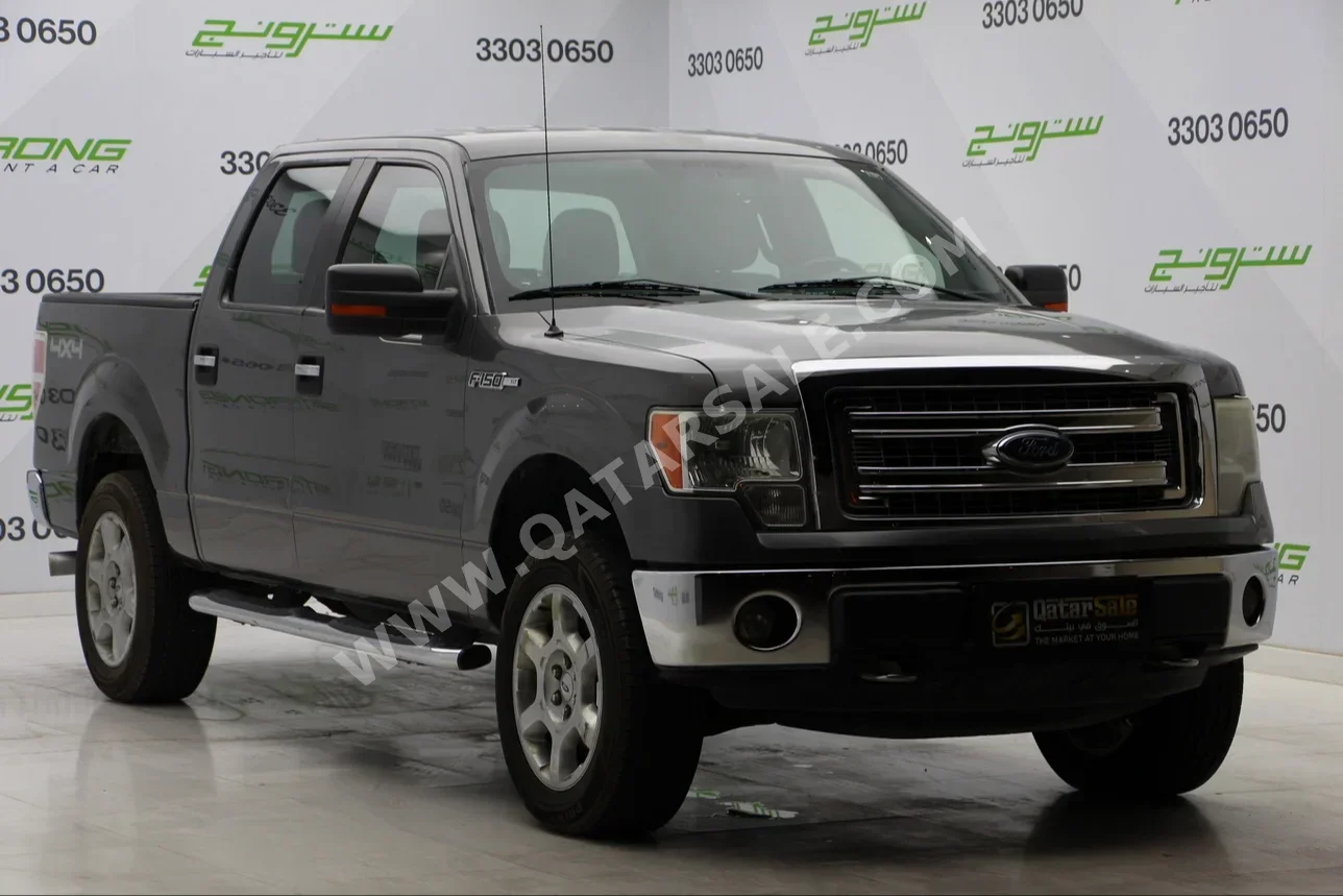 Ford  F  150  2013  Automatic  136,000 Km  8 Cylinder  Four Wheel Drive (4WD)  Pick Up  Gray