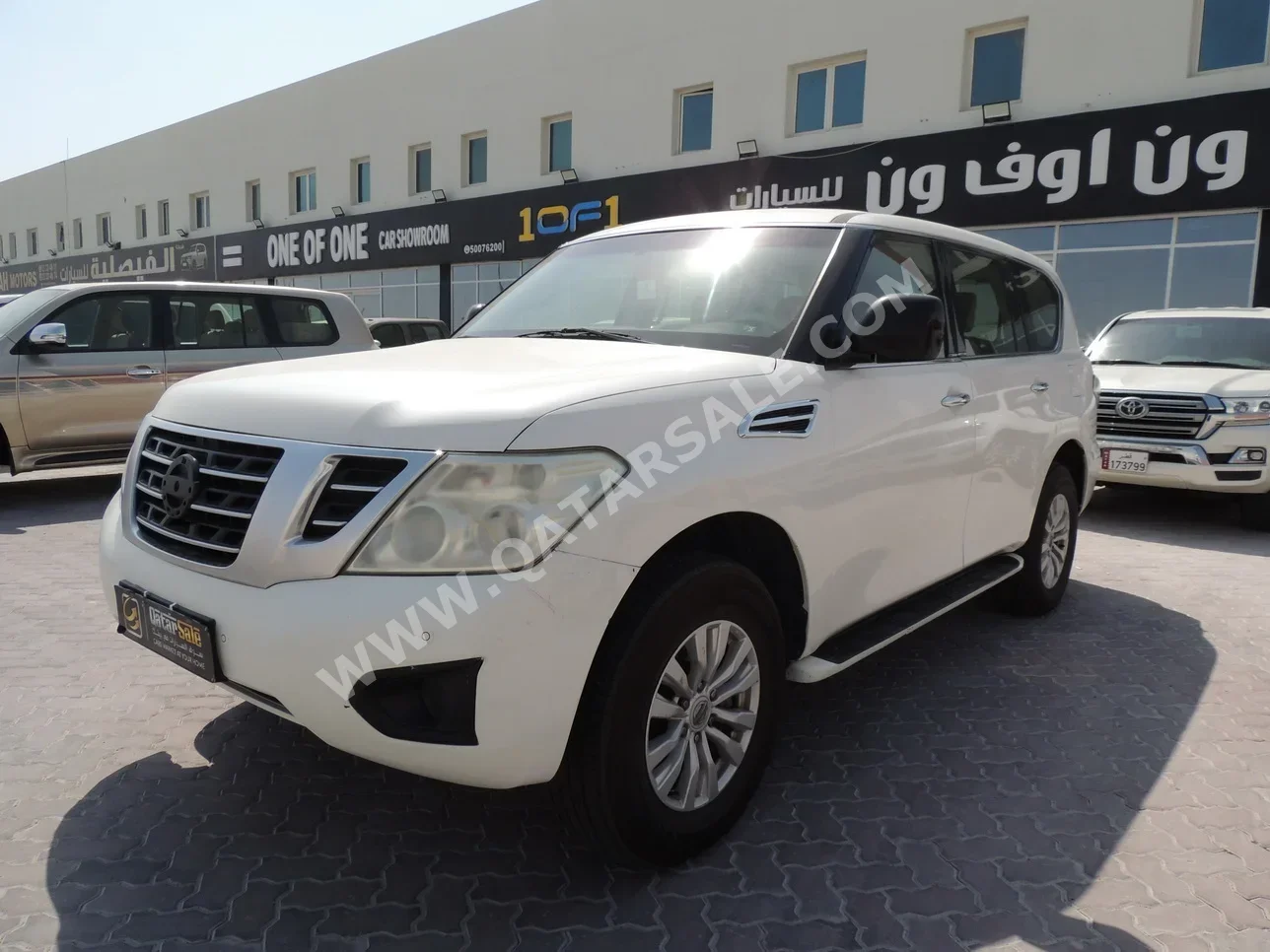 Nissan  Patrol  2017  Automatic  340,000 Km  6 Cylinder  Four Wheel Drive (4WD)  SUV  White