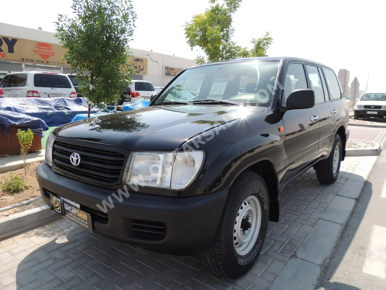 Toyota  Land Cruiser  G  1998  Manual  177,000 Km  6 Cylinder  Four Wheel Drive (4WD)  SUV  Black