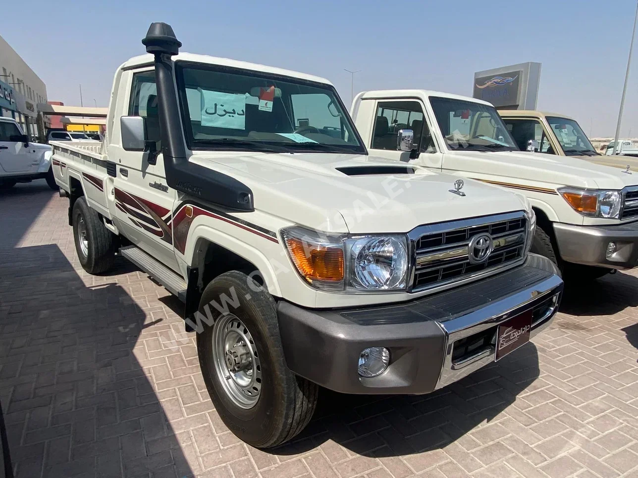 Toyota  Land Cruiser  LX  2021  Manual  275,000 Km  6 Cylinder  Four Wheel Drive (4WD)  Pick Up  White