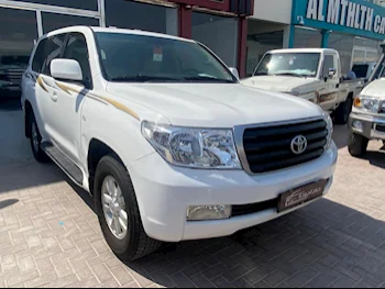 Toyota  Land Cruiser  GX  2011  Automatic  473,000 Km  6 Cylinder  Four Wheel Drive (4WD)  SUV  White