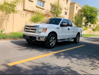  Ford  F  150  2014  Automatic  241,000 Km  8 Cylinder  Four Wheel Drive (4WD)  Pick Up  White  With Warranty