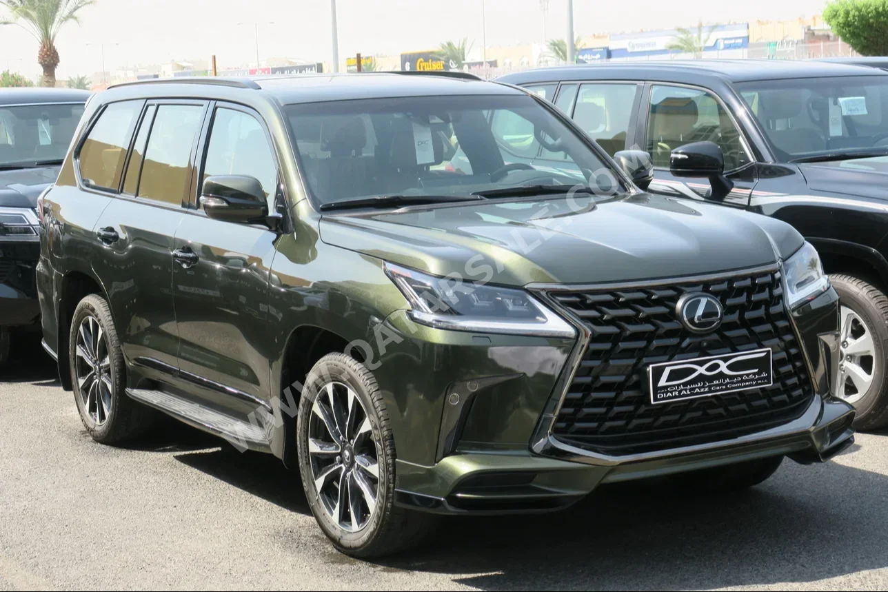 Lexus  LX  570 S Black Edition  2021  Automatic  184,000 Km  8 Cylinder  Four Wheel Drive (4WD)  SUV  Green